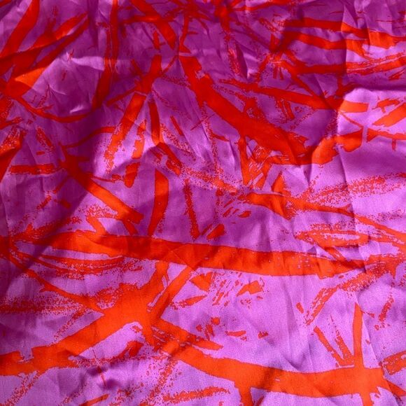 Sofia Vergara Satin Cami - Picture 3 of 6